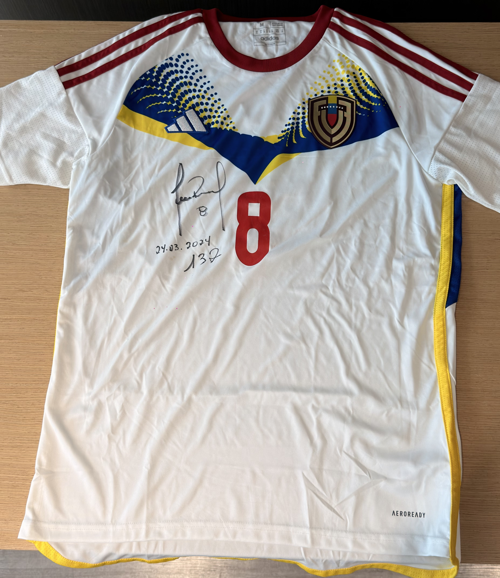 Camiseta Tomás Rincón — 132 partidos con la Vinotinto